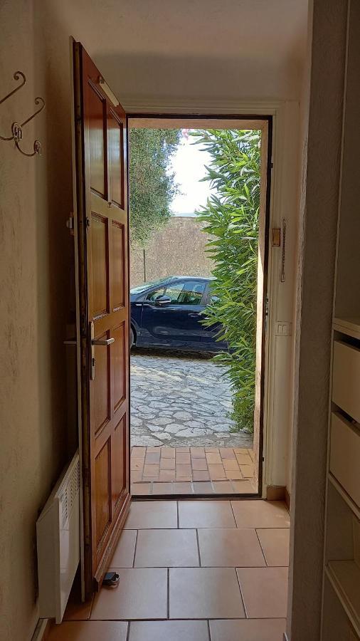 Studio-Jardinet-Parking Leilighet Grasse Eksteriør bilde